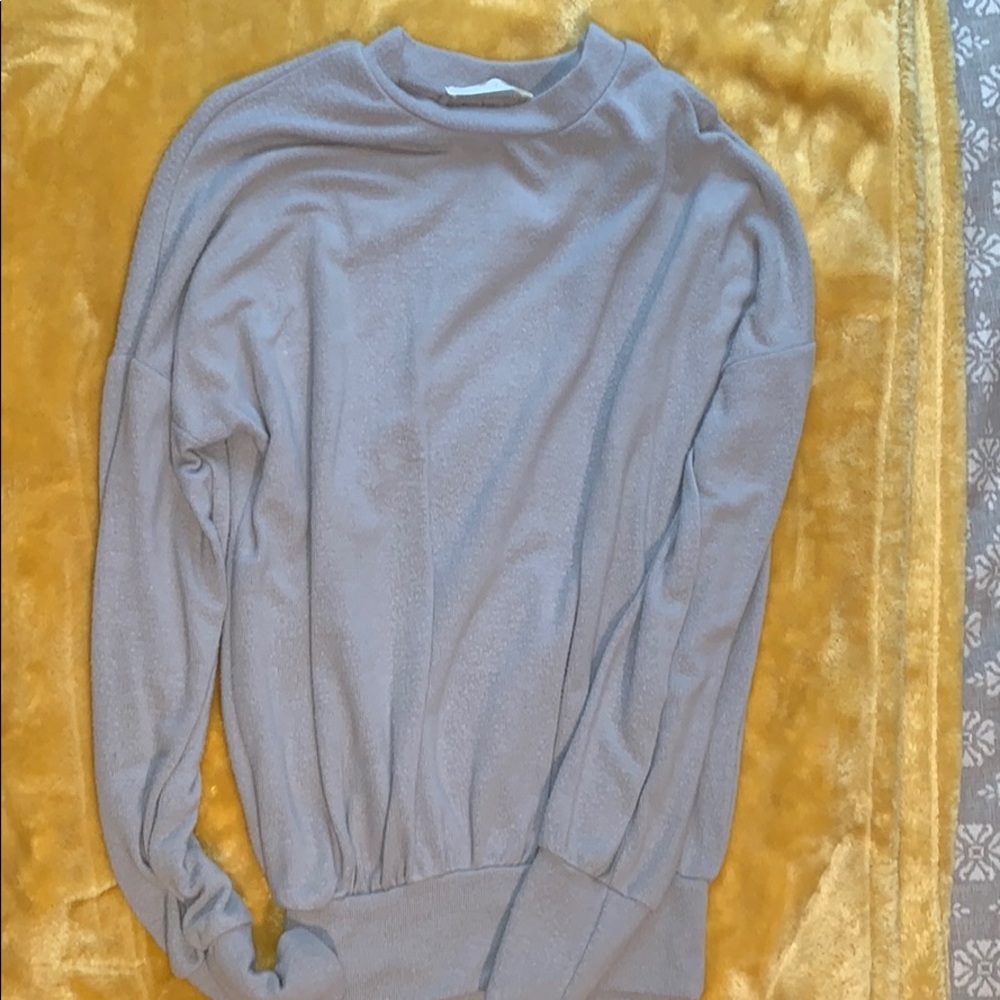 Soft/warm scrunch shirt